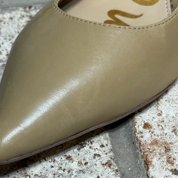 Sam Edelman Dori Nappa Leather Pointed Toe Kitten Heel Pumps in Soft Beige - Picture 9 of 12